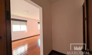 Apartamento com 139m², 4 dormitórios, Sim suíte, 1 vaga, no bairro Centro em Marau
