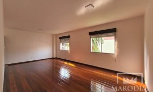 Apartamento com 139m², 4 dormitórios, Sim suíte, 1 vaga, no bairro Centro em Marau