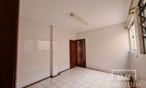 Apartamento com 139m², 4 dormitórios, Sim suíte, 1 vaga, no bairro Centro em Marau