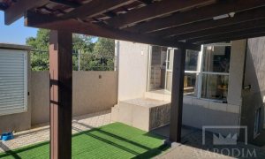 Sobrado com 96m², 2 dormitórios, Nao suíte, 1 vaga, no bairro Santo Expedito em Marau