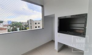 Apartamento com 112m², 2 dormitórios, Nao suíte, 1 vaga, no bairro Centro em Marau