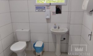 Salas/Conjuntos com 150m², Nao suíte, no bairro Interior em Marau