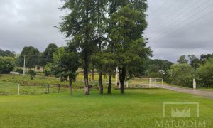 Salas/Conjuntos com 150m², Nao suíte, no bairro Interior em Marau