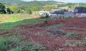 Terreno com 301m², Nao suíte, no bairro Loteamento Residencial Araucária em Marau