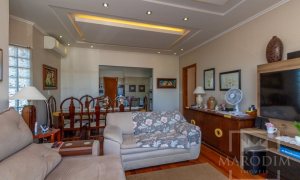 Casa com 290m², 4 dormitórios, Sim suíte, 5 vagas, no bairro Jardim  América em Marau