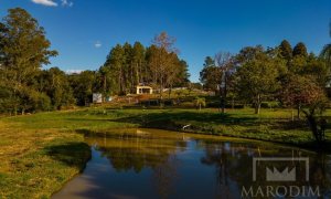 Sítio com 12000m², 1 dormitório, Nao suíte, no bairro Interior em Marau