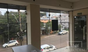 Salas/Conjuntos com 186m², Nao suíte, no bairro Centro em Marau