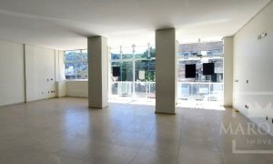 Salas/Conjuntos com 319m², Nao suíte, no bairro Centro em Marau