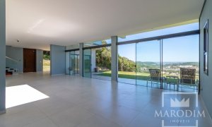 Casa com 269m², 3 dormitórios, Nao suíte, 2 vagas, no bairro Loteamento Santin em Marau