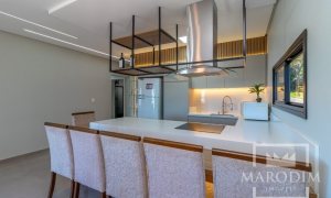 Casa com 269m², 3 dormitórios, Nao suíte, 2 vagas, no bairro Loteamento Santin em Marau