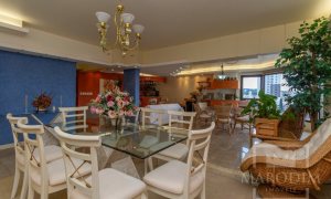 Apartamento com 275m², 3 dormitórios, Sim suíte, 2 vagas, no bairro Centro em Marau