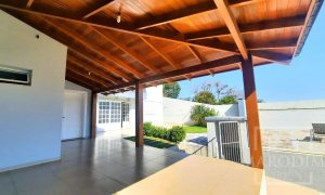 Casa com 376m², 3 dormitórios, Sim suíte, 5 vagas, no bairro Centro em Marau