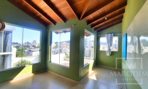 Casa com 376m², 3 dormitórios, Sim suíte, 5 vagas, no bairro Centro em Marau