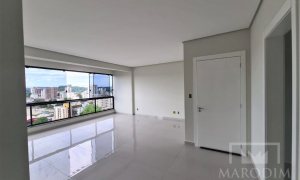 Apartamento com 97m², 3 dormitórios, Sim suíte, 1 vaga, no bairro Centro em Marau