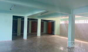 Salas/Conjuntos com 100m², Nao suíte, no bairro Centro em Marau