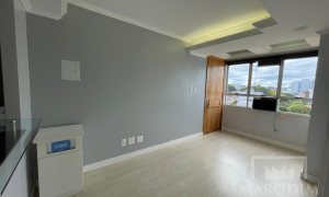 Salas/Conjuntos com 72m², Nao suíte, no bairro Centro em Marau