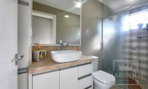 Casa com 256m², 5 dormitórios, Sim suíte, 3 vagas, no bairro Jardim das Palmeiras em Marau