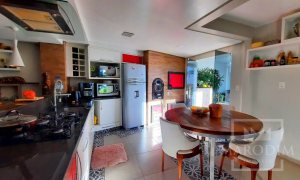 Casa com 256m², 5 dormitórios, Sim suíte, 3 vagas, no bairro Jardim das Palmeiras em Marau