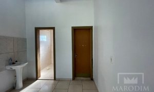 Salas/Conjuntos com 81m², Nao suíte, no bairro Santa Rita em Marau