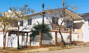 Casa com 129m², 3 dormitórios, Nao suíte, 2 vagas, no bairro Borges de Medeiros em Marau