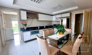 Casa com 302m², 6 dormitórios, Sim suíte, 5 vagas, no bairro Casa Com 2 Moradia em Marau