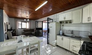 Sítio com 85m², 3 dormitórios, Nao suíte, 2 vagas, no bairro Barragem Capingui em Marau