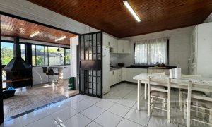 Sítio com 85m², 3 dormitórios, Nao suíte, 2 vagas, no bairro Barragem Capingui em Marau