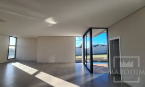 Casa com 265m², 3 dormitórios, Nao suíte, 2 vagas, no bairro Rodovia ERS 324 em Marau