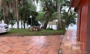 Chácara com 200m², 4 dormitórios, Sim suíte, 2 vagas, no bairro Barragem Capingui em Marau