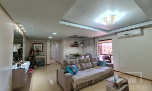 Apartamento com 131m², 3 dormitórios, Sim suíte, 1 vaga, no bairro Centro em Marau