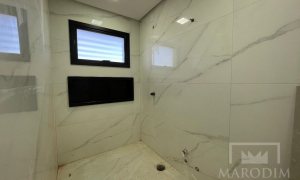 Sobrado com 150m², 2 dormitórios, Nao suíte, 2 vagas, no bairro Loteamento Colina em Marau