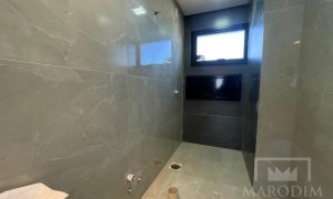 Sobrado com 150m², 2 dormitórios, Nao suíte, 2 vagas, no bairro Loteamento Colina em Marau