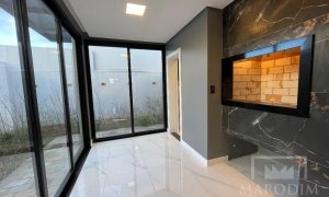 Sobrado com 150m², 2 dormitórios, Nao suíte, 2 vagas, no bairro Loteamento Colina em Marau