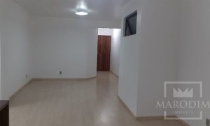 Apartamento com 100m², 2 dormitórios, Nao suíte, 1 vaga, no bairro Centro em Marau