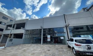 Salas/Conjuntos com 420m², Nao suíte, no bairro Centro em Marau