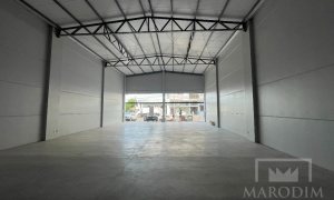 Salas/Conjuntos com 420m², Nao suíte, no bairro Centro em Marau
