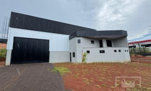 Pavilhão com 985m², Nao suíte, no bairro Distrito Industrial em Marau