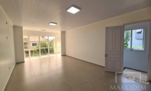 Salas/Conjuntos com 136m², Nao suíte, no bairro Centro em Marau