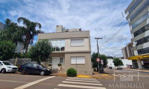 Salas/Conjuntos com 136m², Nao suíte, no bairro Centro em Marau