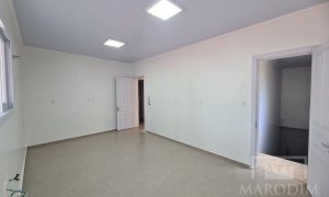 Salas/Conjuntos com 136m², Nao suíte, no bairro Centro em Marau