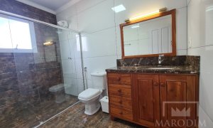 Salas/Conjuntos com 136m², Nao suíte, no bairro Centro em Marau