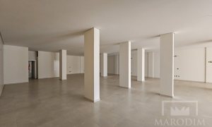 Salas/Conjuntos com 319m², Nao suíte, no bairro Centro em Marau