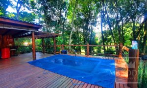 Sítio com 4695m², 2 dormitórios, Nao suíte, no bairro Interior em Marau