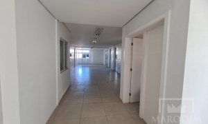 Salas/Conjuntos com 122m², Nao suíte, no bairro Centro em Marau