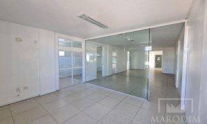 Salas/Conjuntos com 122m², Nao suíte, no bairro Centro em Marau