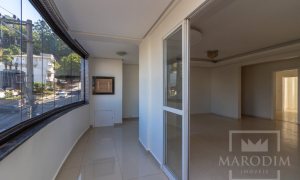 Apartamento com 261m², 3 dormitórios, Sim suíte, 2 vagas, no bairro Centro em Marau