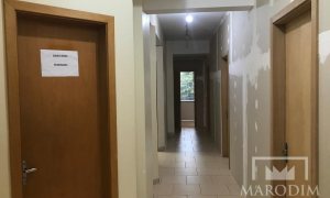 Salas/Conjuntos com 186m², Nao suíte, no bairro Centro em Marau