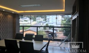 Salas/Conjuntos com 186m², Nao suíte, no bairro Centro em Marau