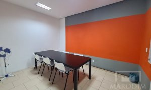 Salas/Conjuntos com 176m², Nao suíte, no bairro Centro em Marau