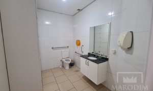 Salas/Conjuntos com 176m², Nao suíte, no bairro Centro em Marau
